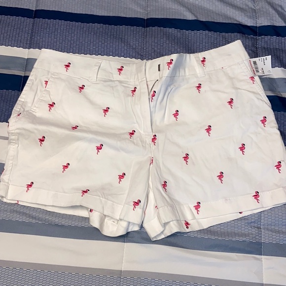 Flamingo 🦩 short! White and Pink size 12